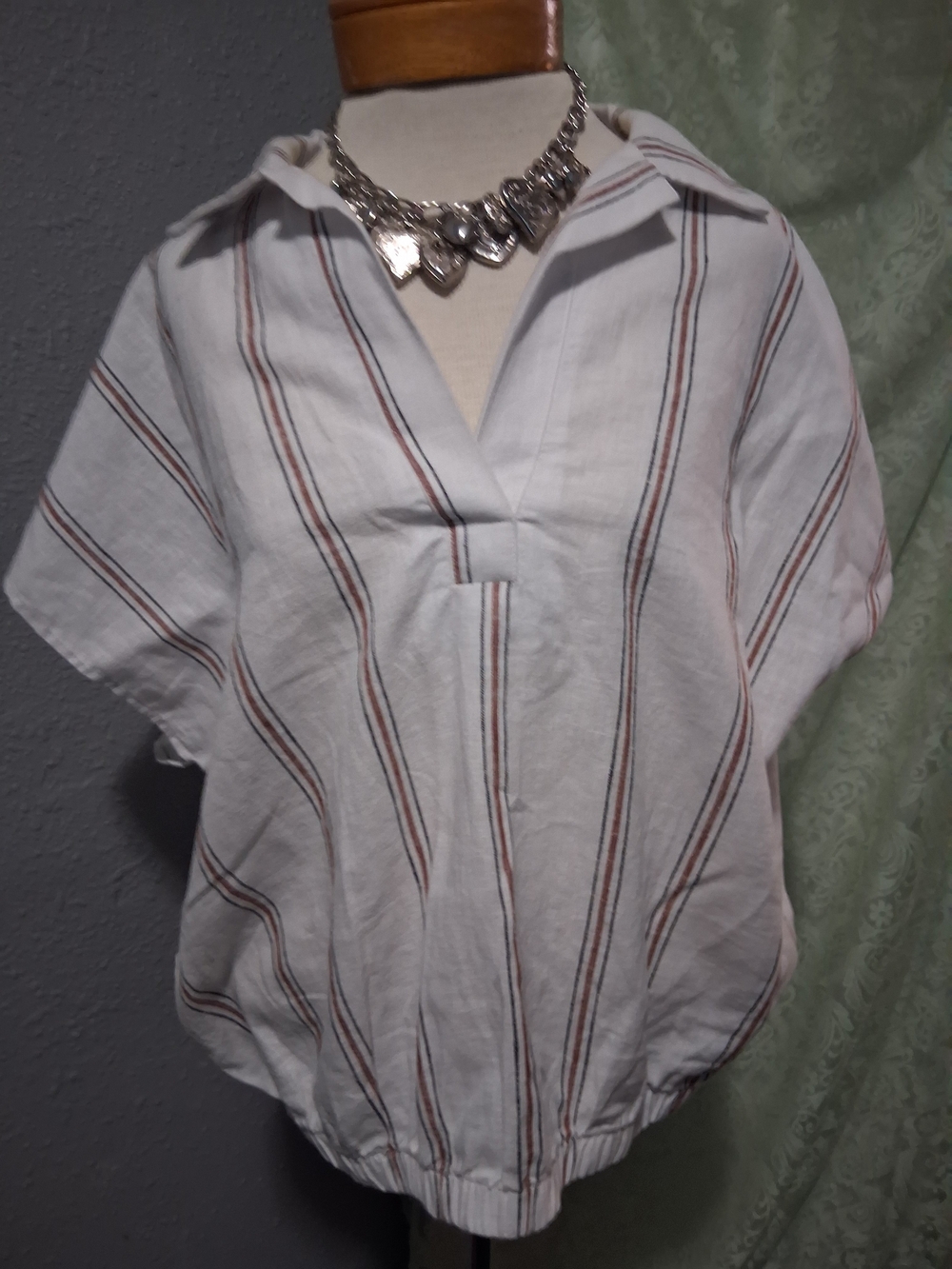Lou & Grey White V-Neck Short Sleeve Striped Top